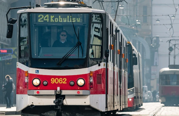 Objevte, co znamená dělat Prahu mobilní